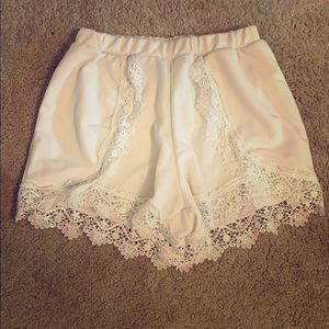Flowy shorts